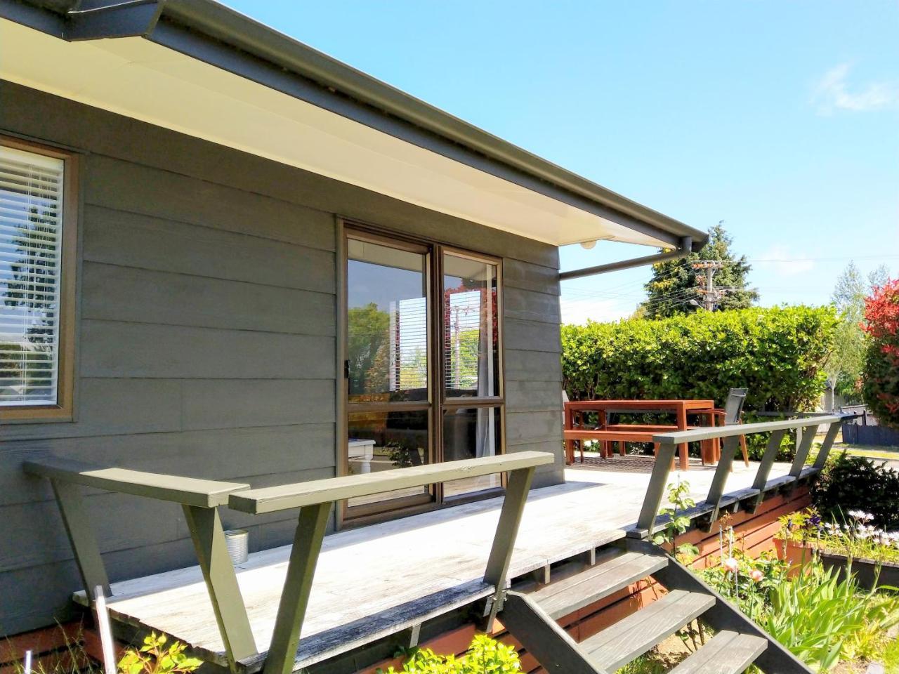 Bram'S Bach Villa Taupo Bagian luar foto