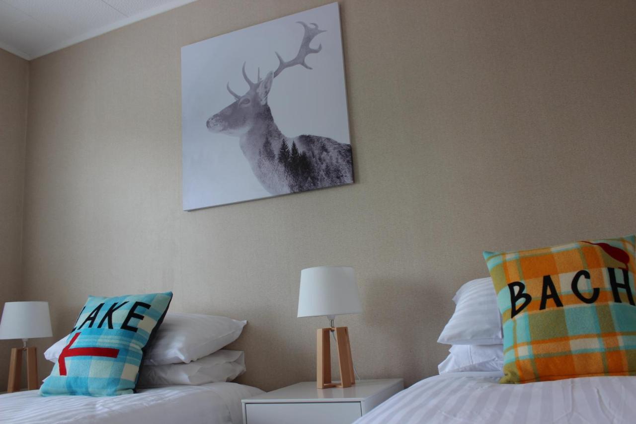 Bram'S Bach Villa Taupo Bagian luar foto